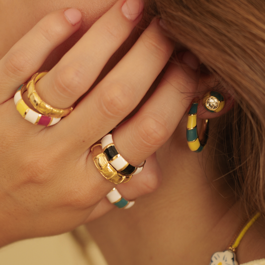 CHROMA RING - WHITE BLACK