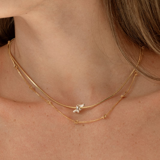 TWIST MINIMAL NECKLACE - SILVER & GOLD