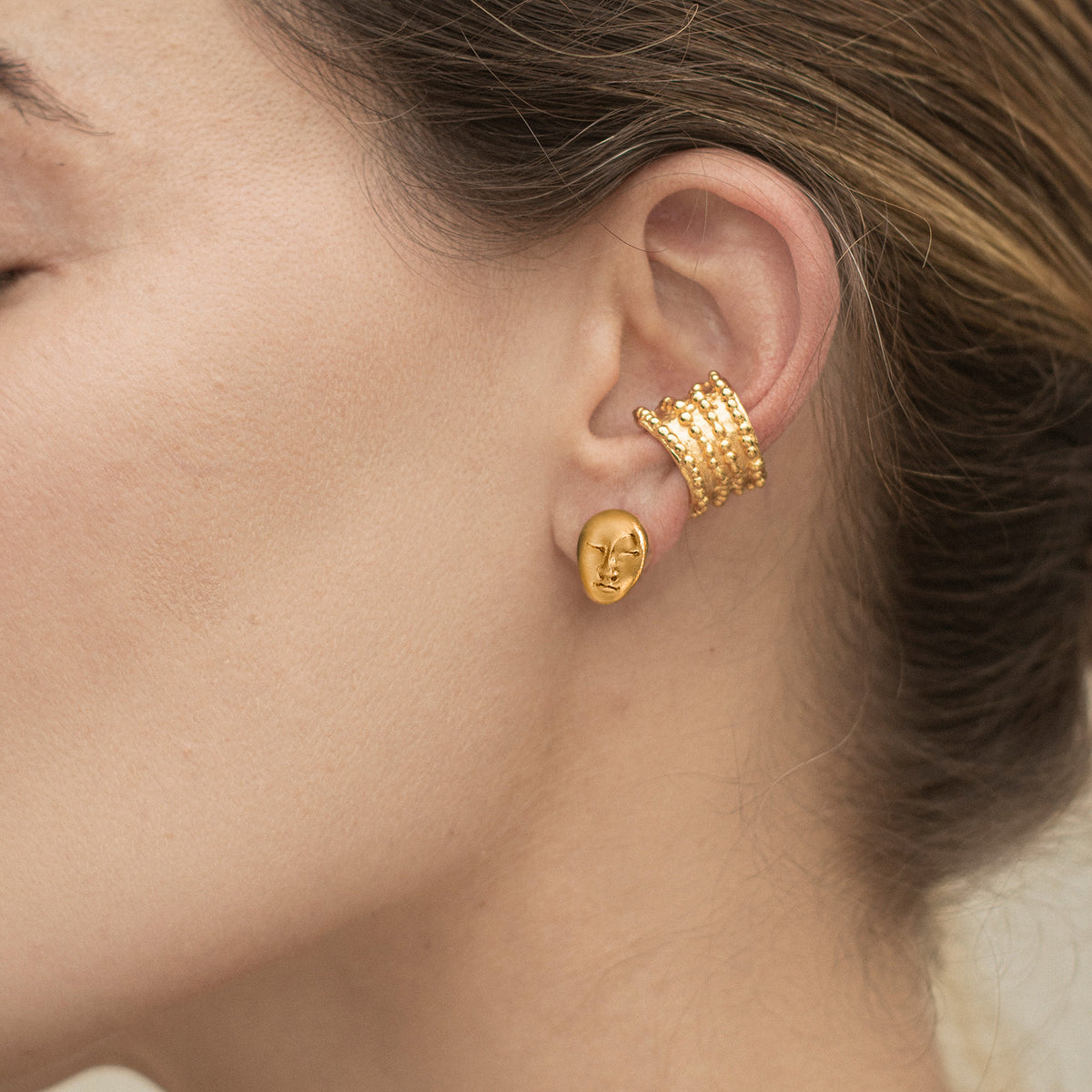 EARCUFF AMARIS DORADO