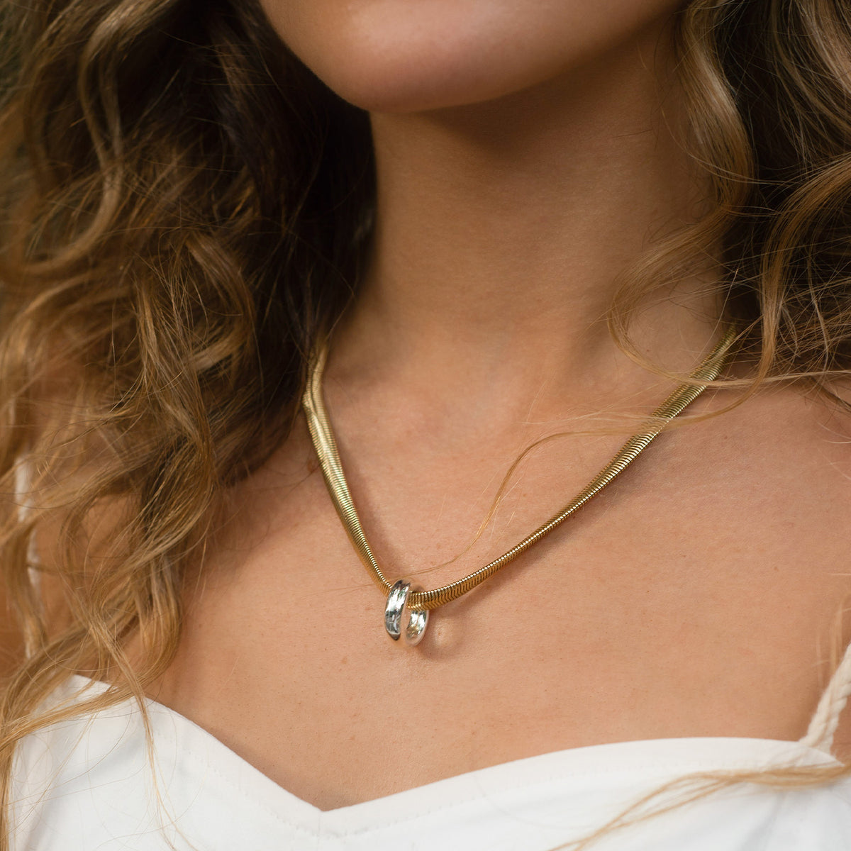 COLLAR BUBBLE