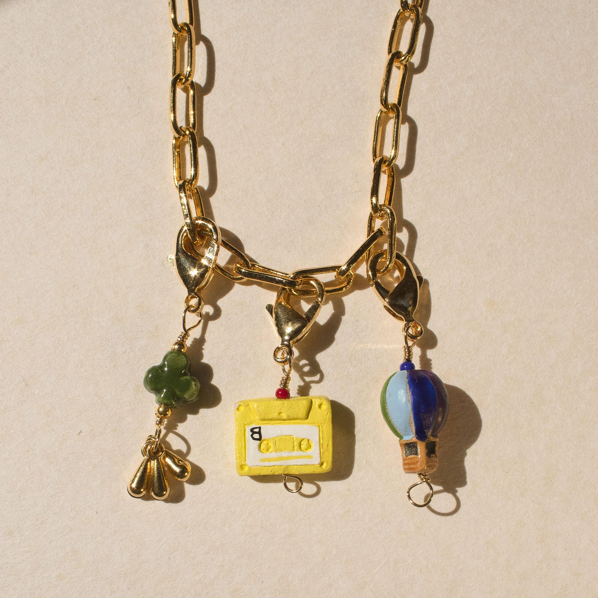 LUCKY CHARM - Pajarolimon Colombia
