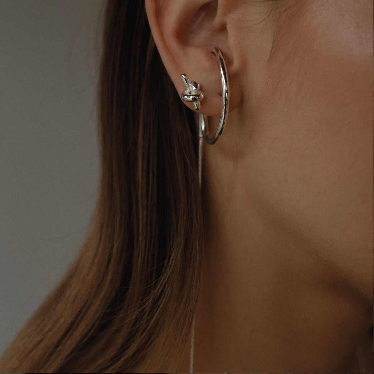 MINI TWIST EARRINGS - PLATED SILVER