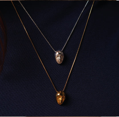 COLLAR LUA PLATA