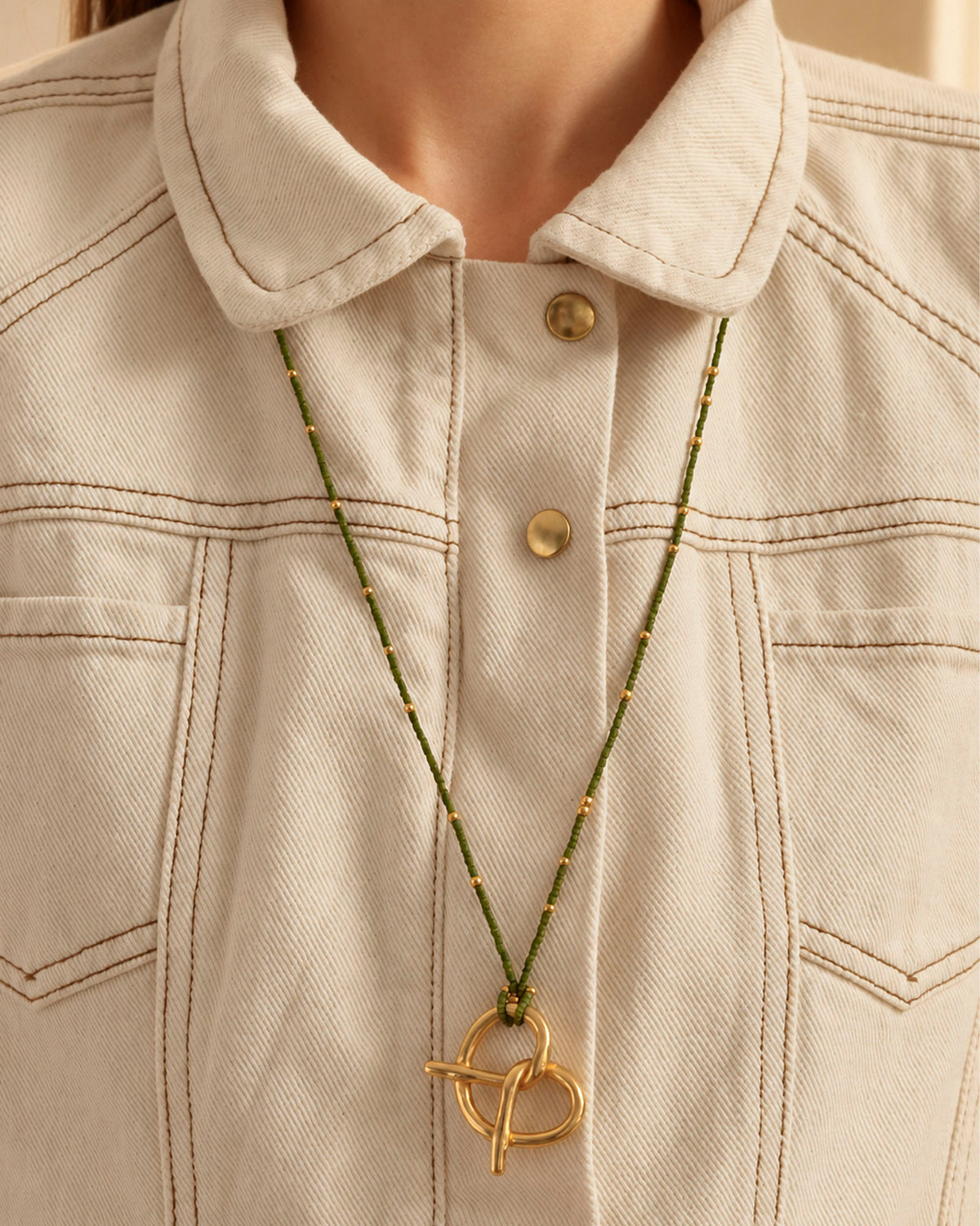 COLLAR LARGO PRETZEL BIG
