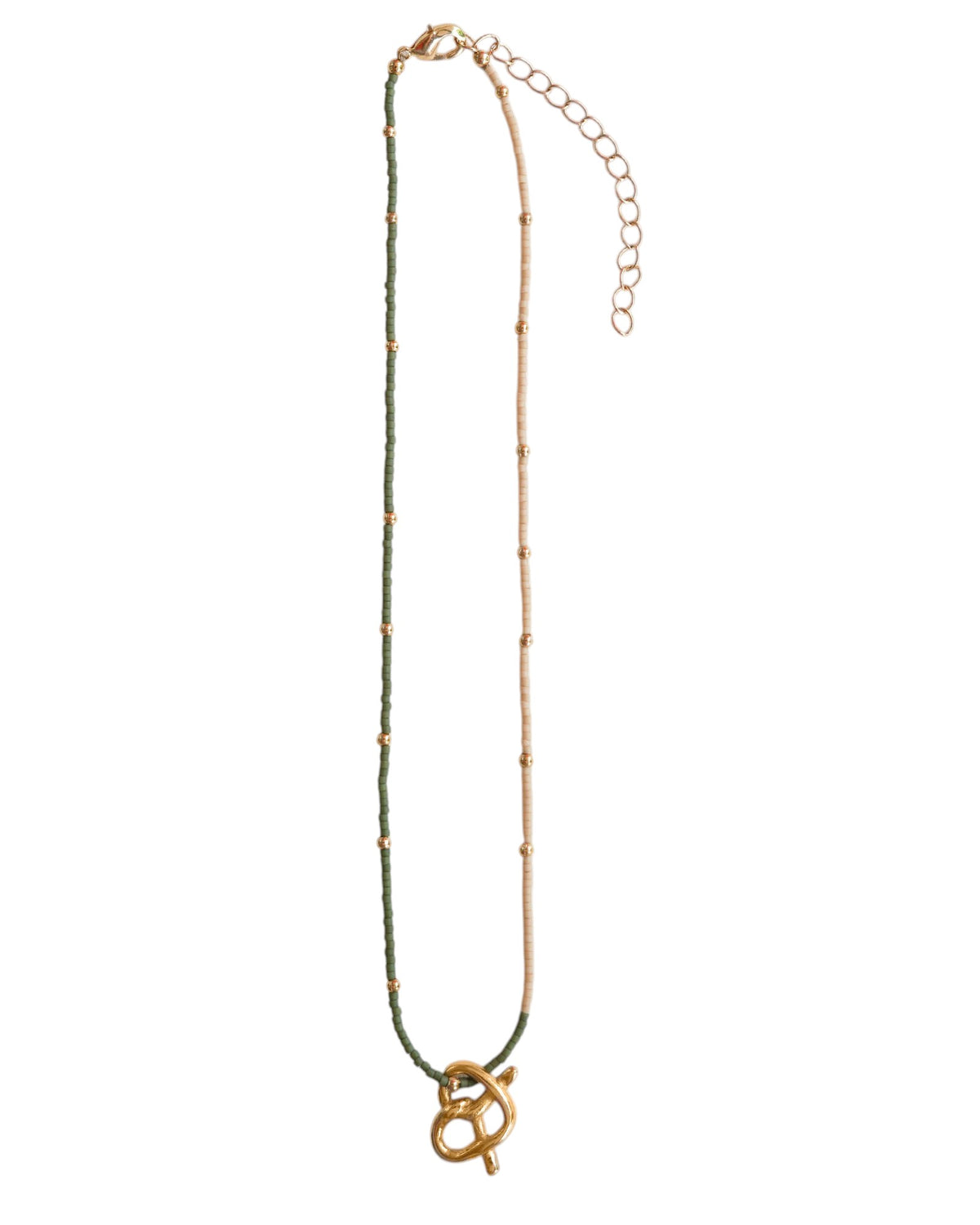 COLLAR CORTO PRETZEL GREEN