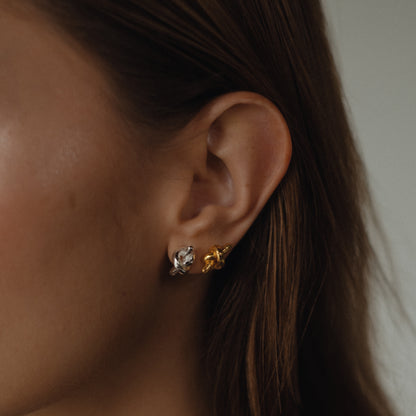 MINI TWIST EARRINGS - PLATED SILVER