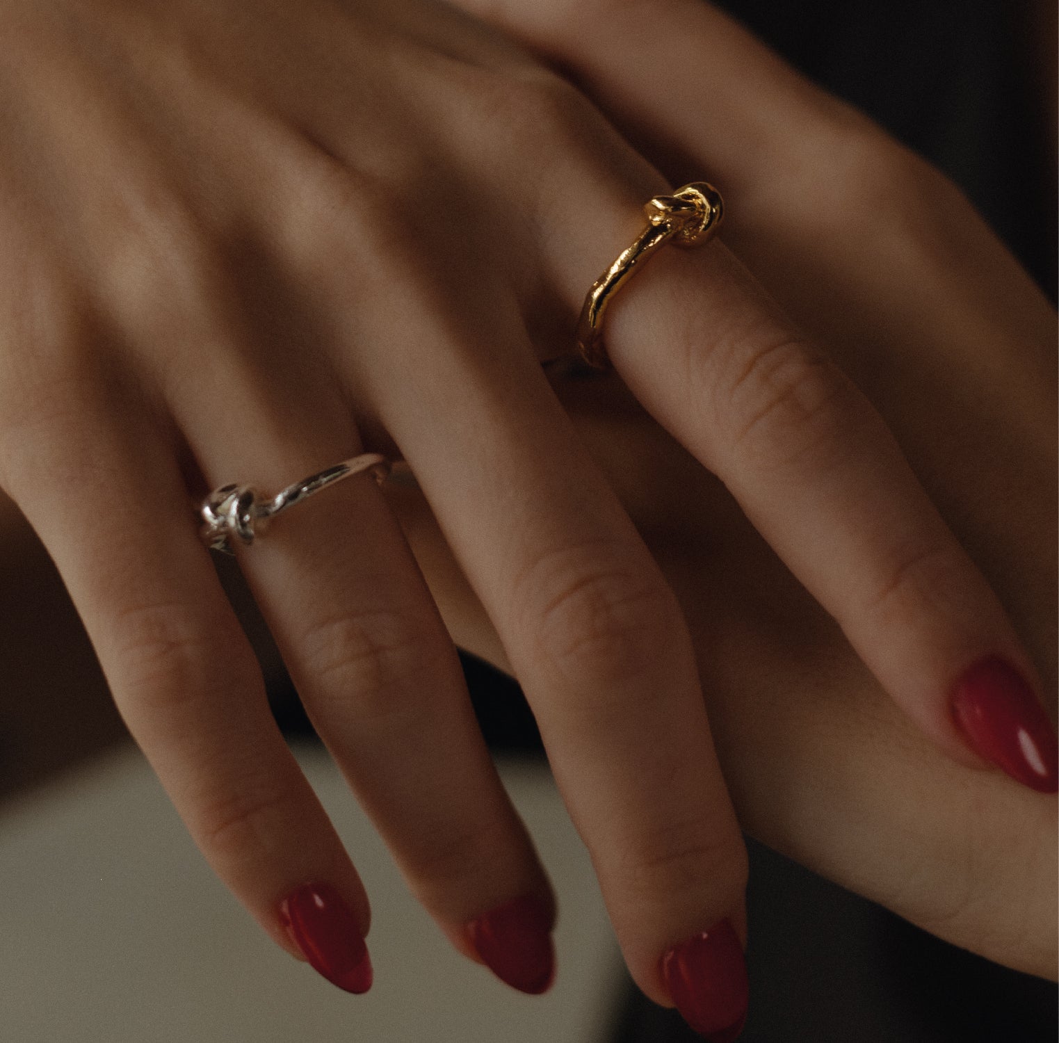LOOP RING - PLATED SILVER