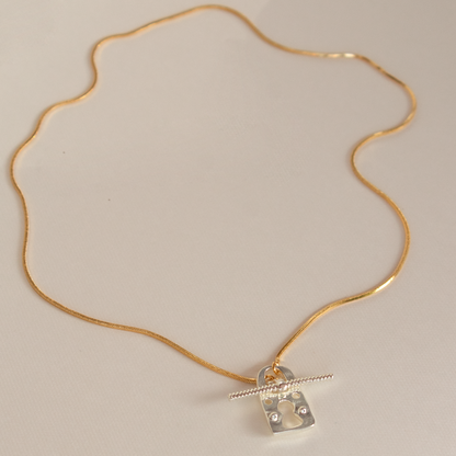 COLLAR CORTO KEY LOOK