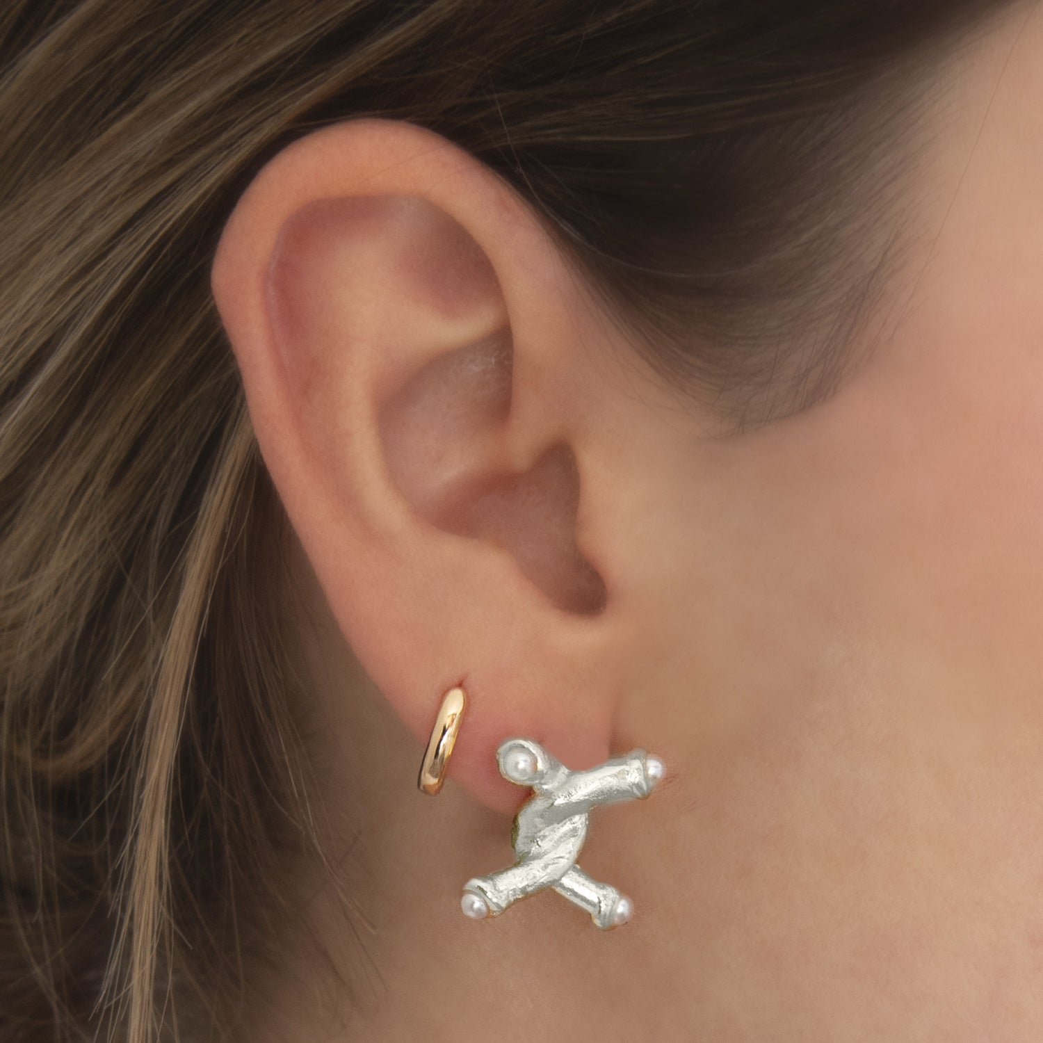 ARETES EXE PEARL SILVER