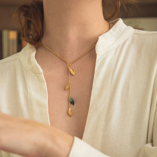 CLIMBING NECKLACE