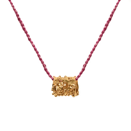 COLLAR ESFORA HILO MAGENTA