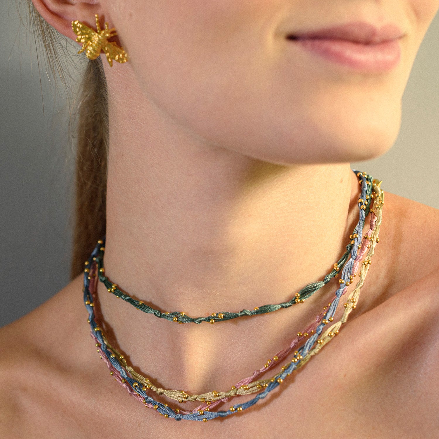 COLLAR SIARA SILK ROSADO