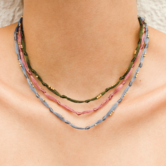 COMBINA TUS PULSERAS Y COLLARES