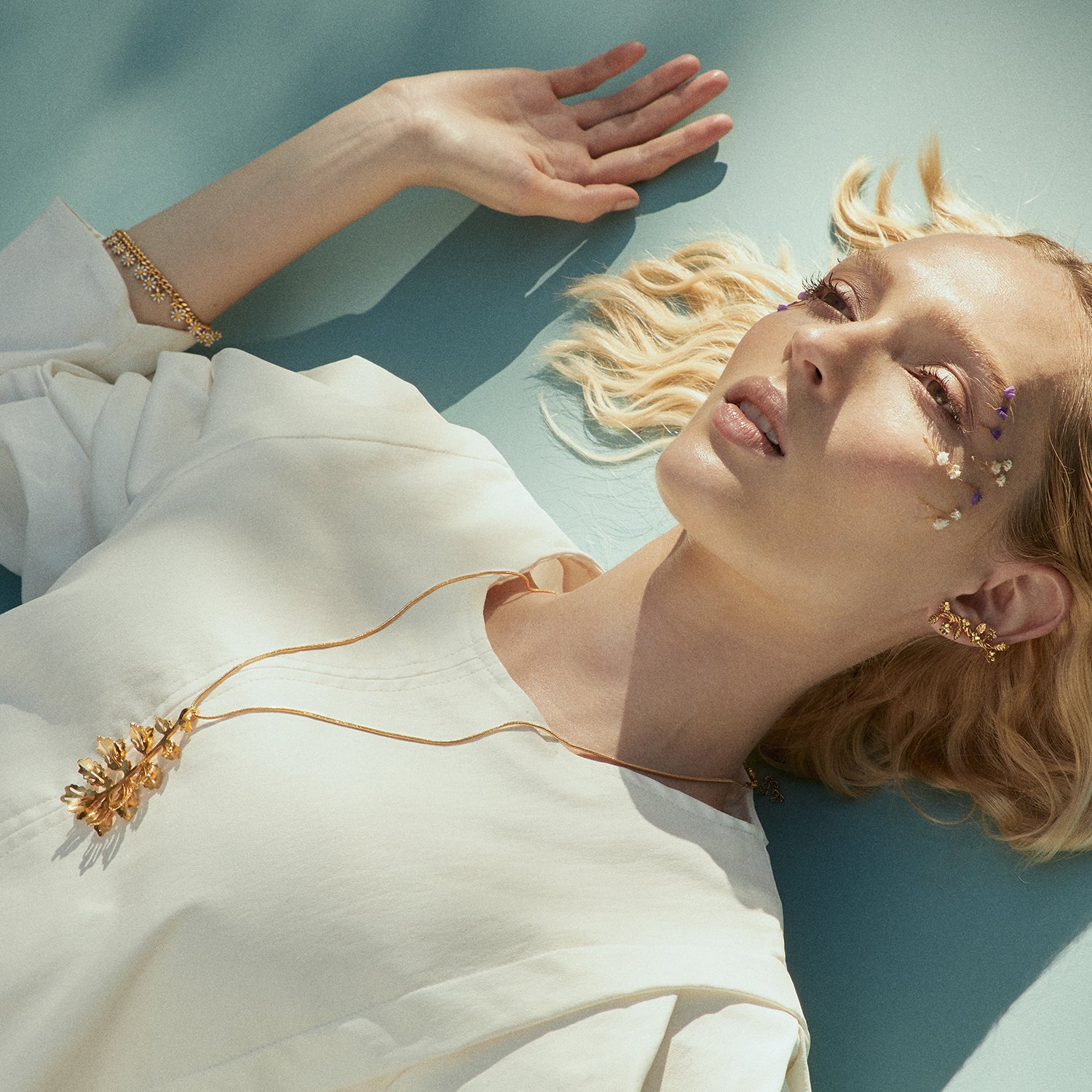 COLLAR VIOLETA