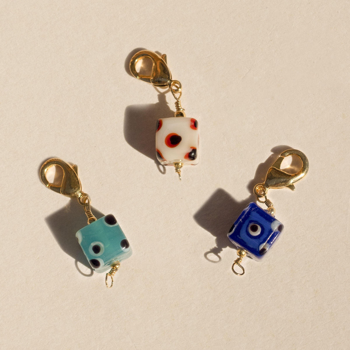 SQUARE CHARM - Pajarolimon Colombia